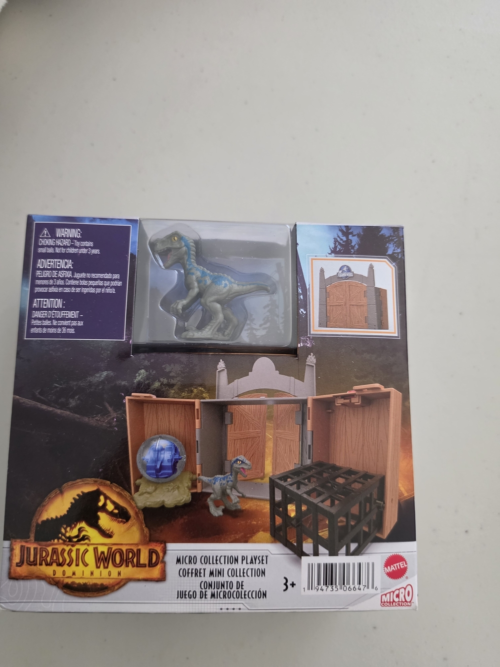 Jurassic World Blue Velociraptor Micro Playset by Mattel